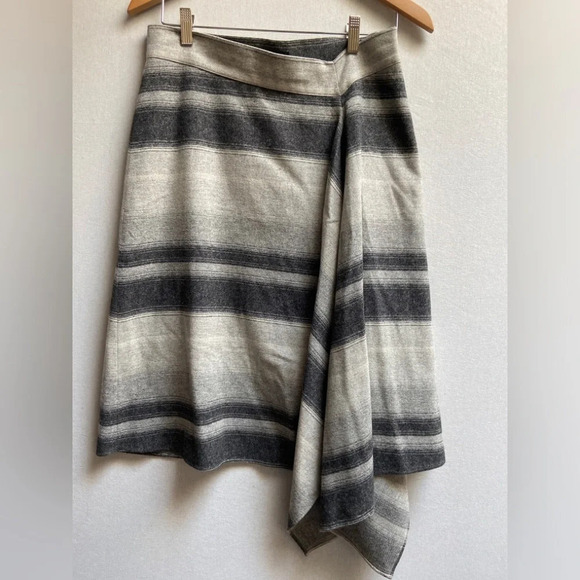 Jones New York Virgin Wool grey  striped midi skirt Sz 6 - Picture 3 of 10